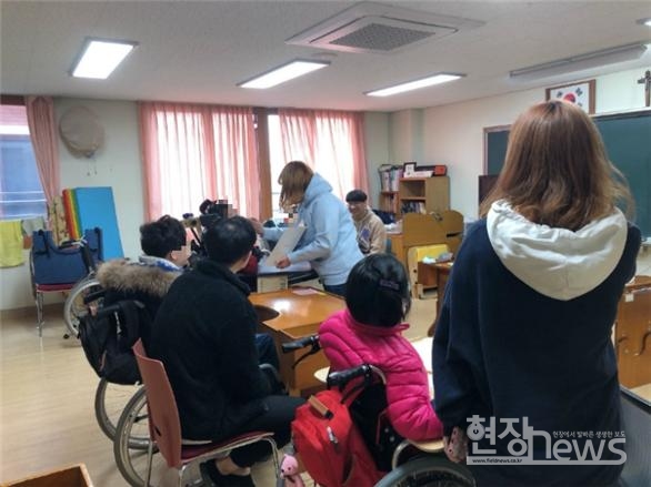 2019 겨울 방학학교 중 수업 모습/광주장애인가족지원센터 제공