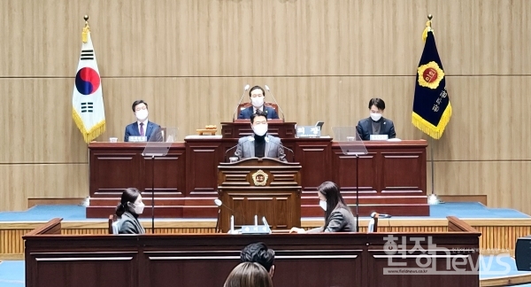 최영환 시의원 “청년 주거서비스 지원 사업 재검토해야”(사진=조영정 기자)