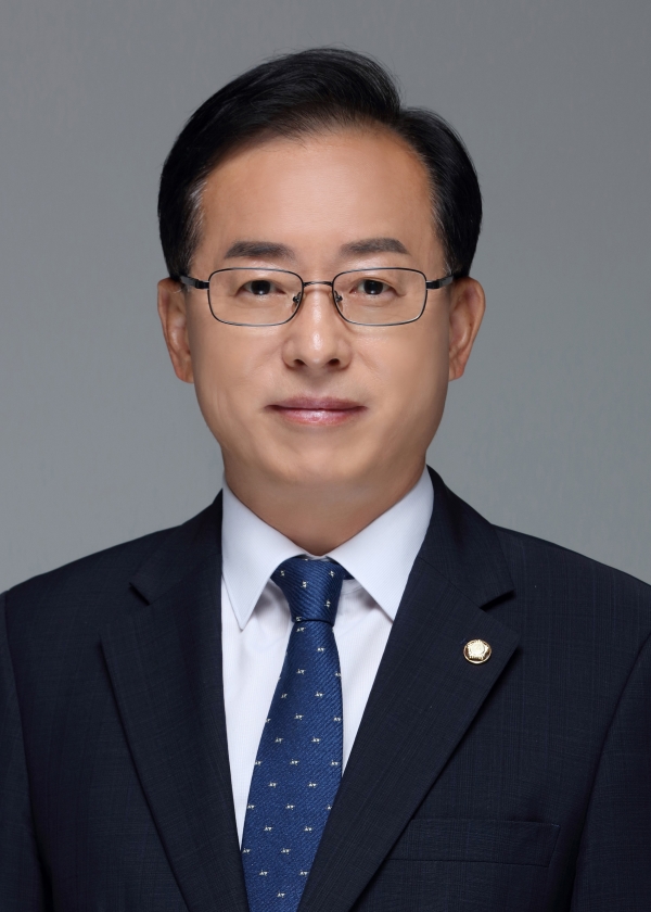 김경만 국회의원(국더불어민주당, 국회 산업통상자원중소벤처기업위원회 위원)