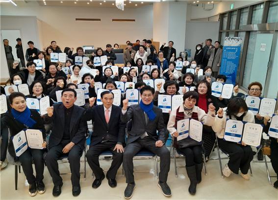 노형욱 국회의원 예비후보(더불어민주당, 광주 동남갑)는 13일 오후 1시 30분 백운광장 사무소에서 100여 명의 여성이 참석한 가운데 여성본부 발대식을 개최했다./노형욱 예비후보측 제공